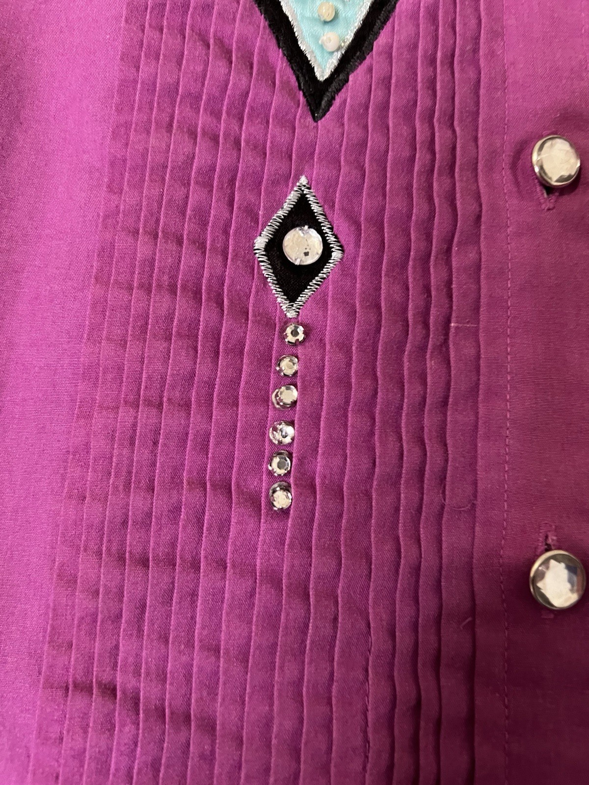 Vintage Wrangler Womens Western Shirt Sz L-XL Purple Rhinestones Crystal Aztec