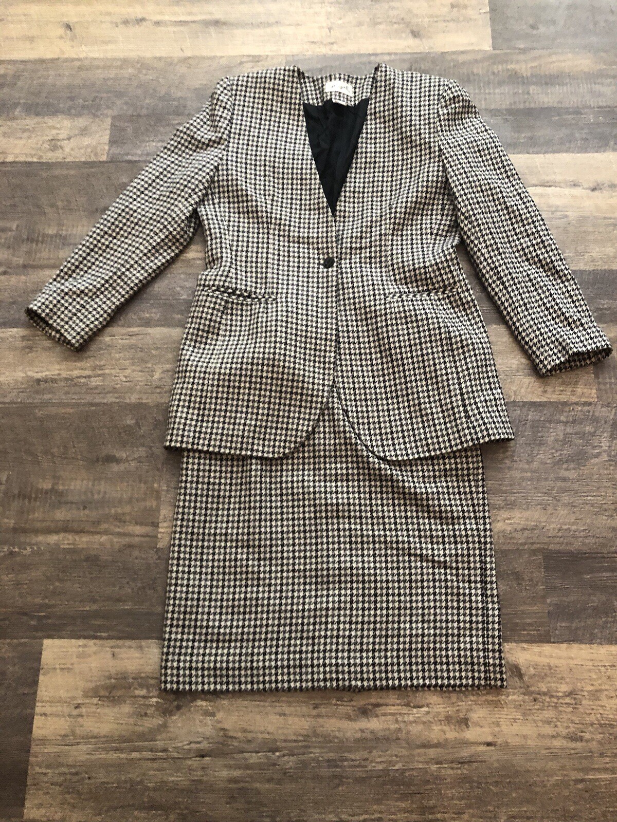 Spiegel Vintage Career Skirt Suit Black Tan Grey Houndstooth Wool Blend Size 14.