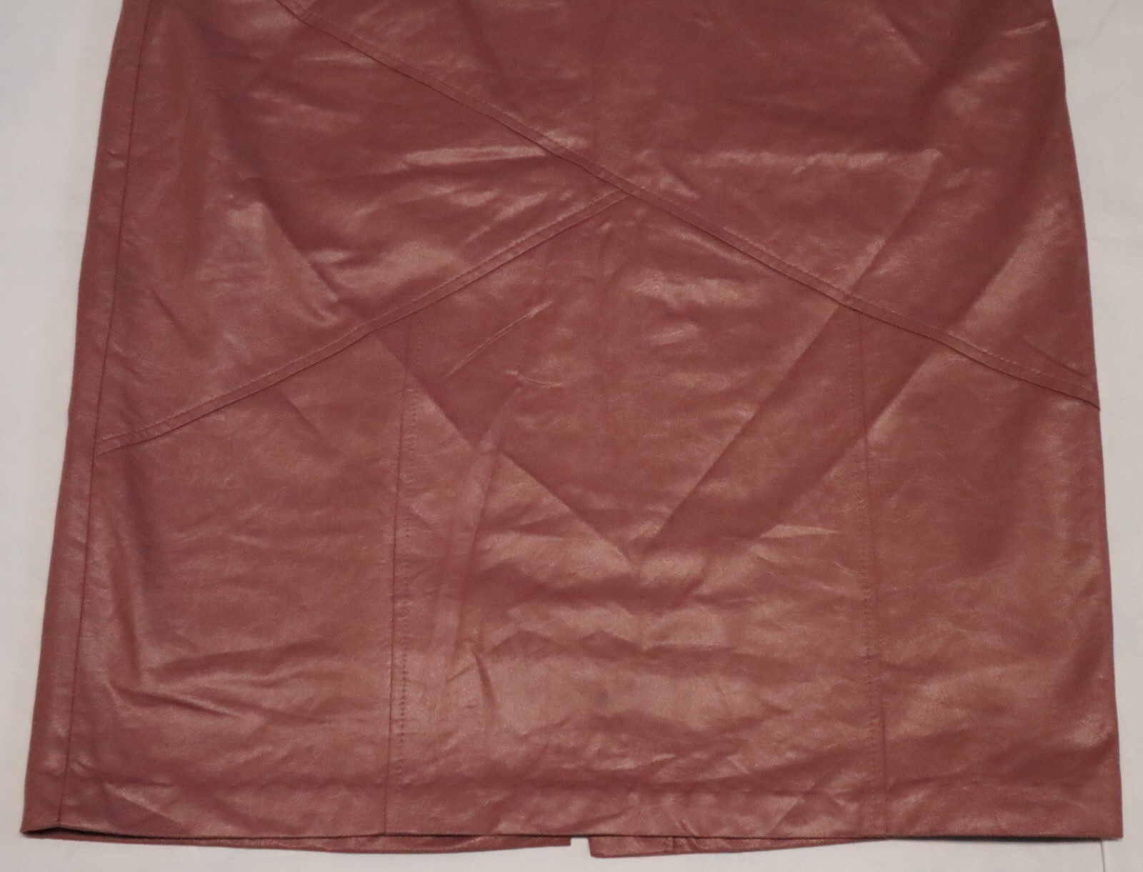 Vintage 1980s PIERRE LAMONTE old pink faux leather skirt 32W x 30L (USA) NWT