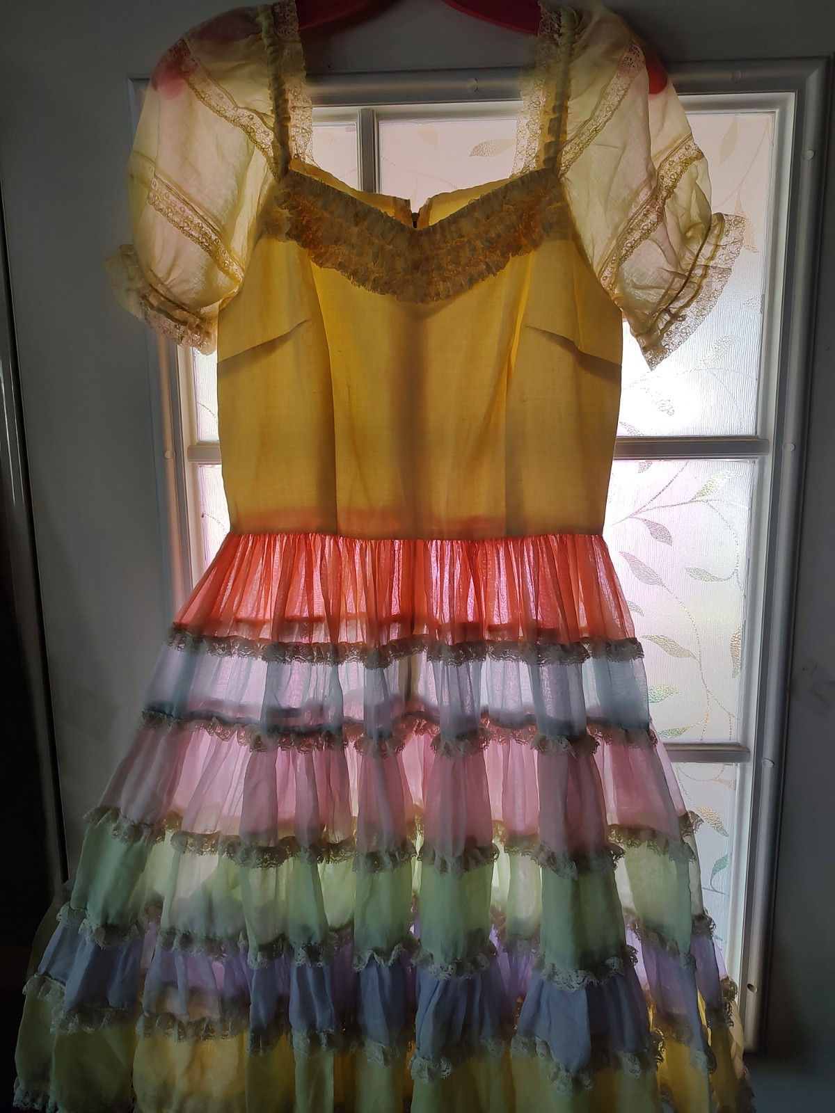Vintage 40’s Ruffled Easter Sunday Dress, Sz Med Cap Sleeves, Multi Colored