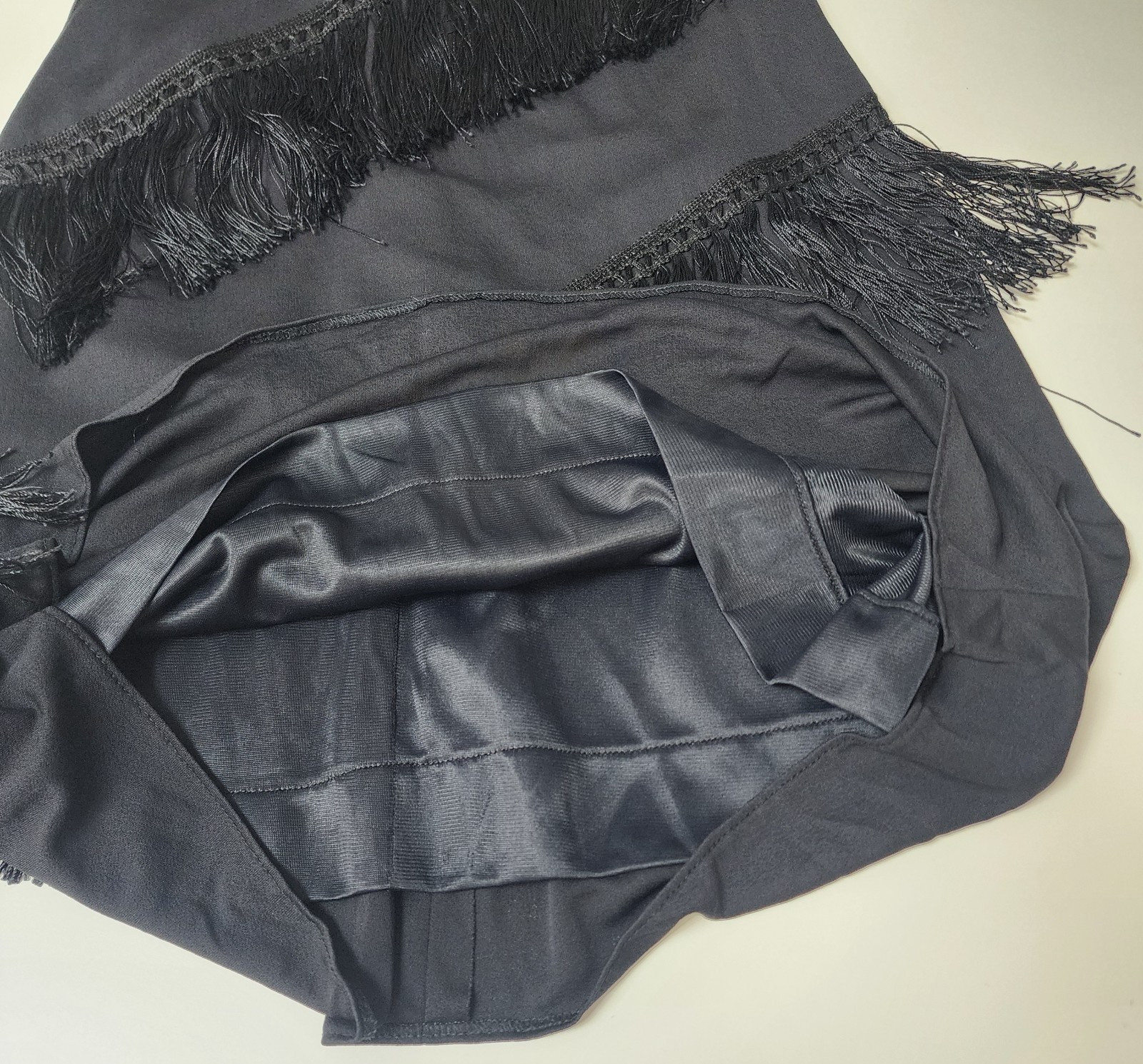 VTG Vera Mont Paris Sheath Dress Women’s 36 (US 4) Black Cocktail Fringe France