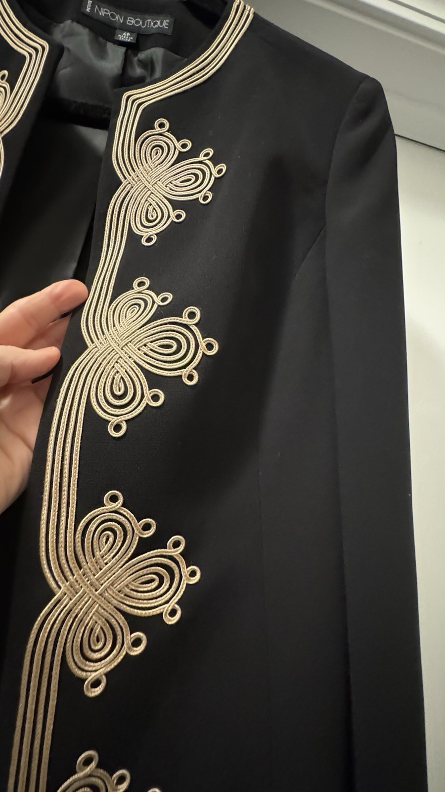 Nipon Boutique Gold Accents Black Open Front Blazer Size 4P