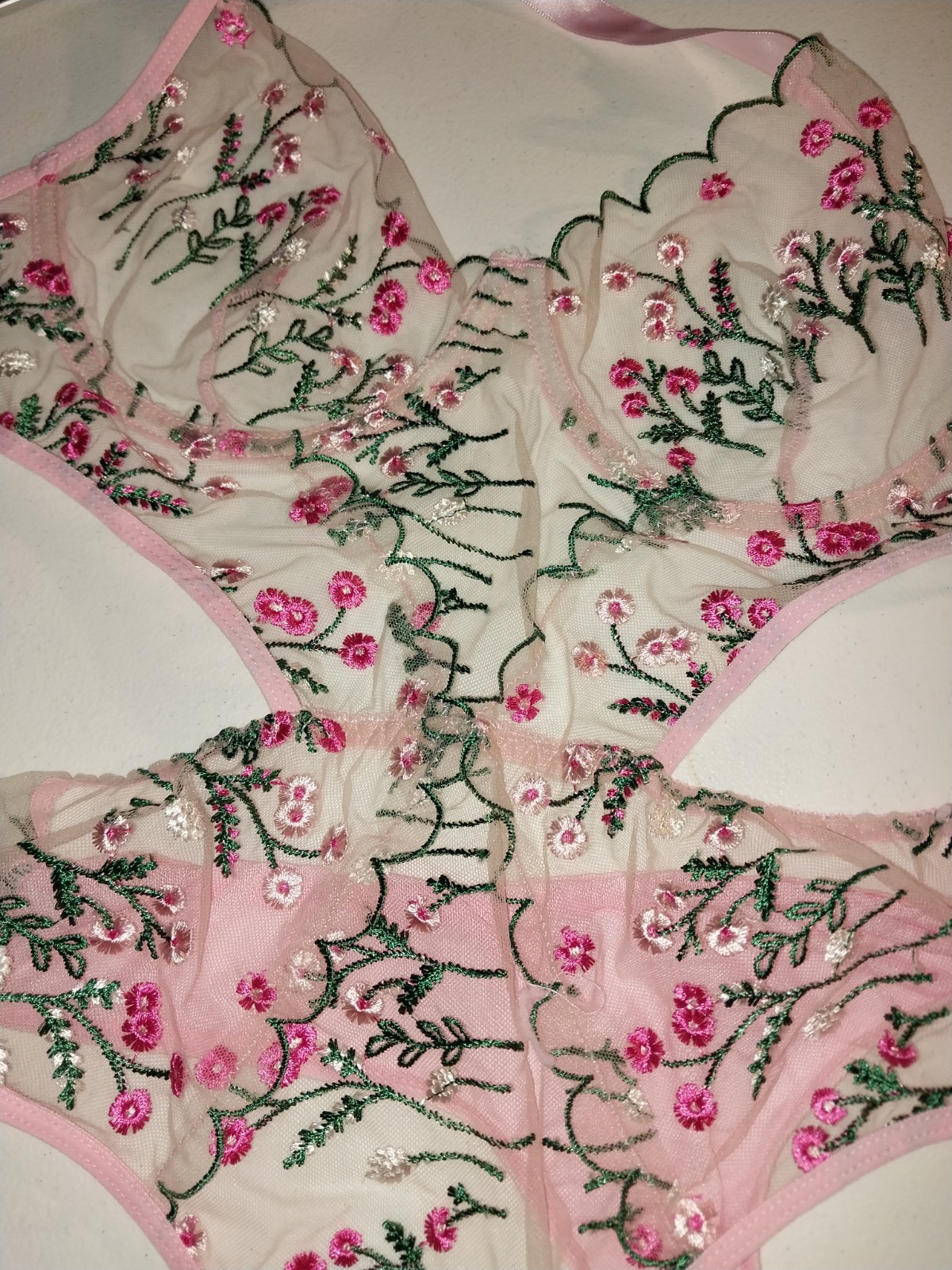 VTG SILKY SHEER FLORAL EMBRS TEDDY PINK SCALLOP NIGHTY BODYSUIT M/L