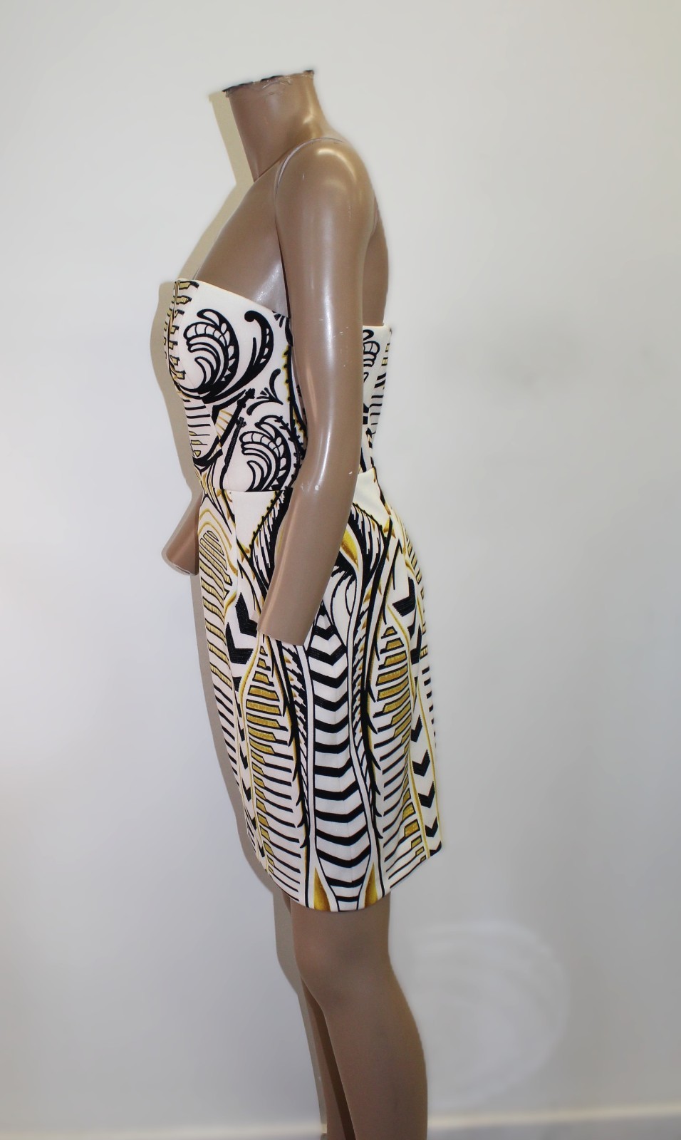 Boston Proper Strapless mini dress Geometric White, Black & Gold Vintage Size 6
