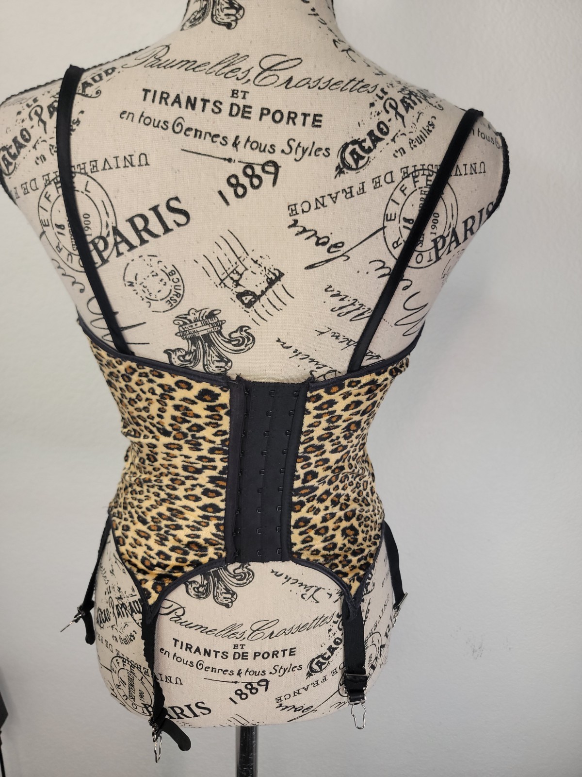 Vintage Velvet Lace Up Cheetah Print Corset Sz Small „Shame” Brand Sz 6 Garters