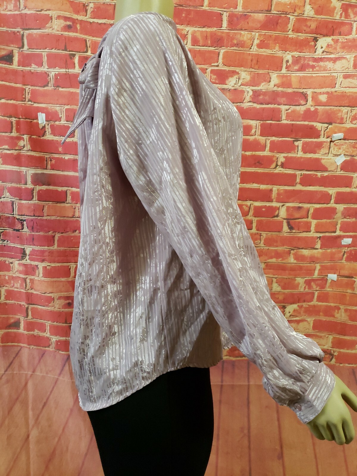 Langtry Ltd Vintage 70’s Womens Lavender floral Print Long Slv blouse Size L EUC