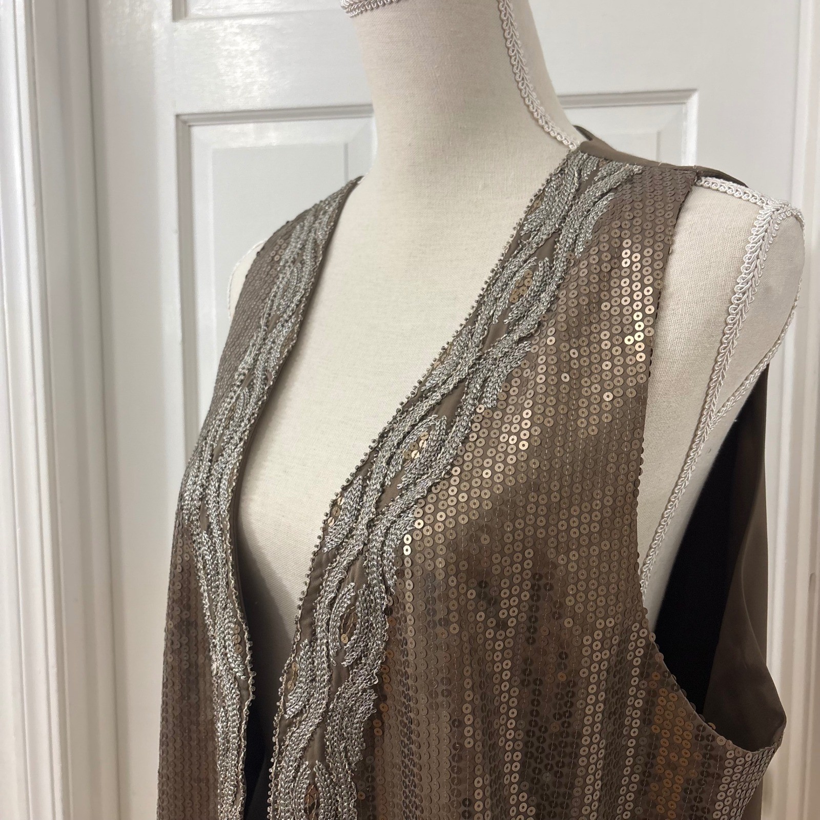Chico’s Sequin Embellished Vest XL 3 Party Art Deco Glam Embroidered Sparkly