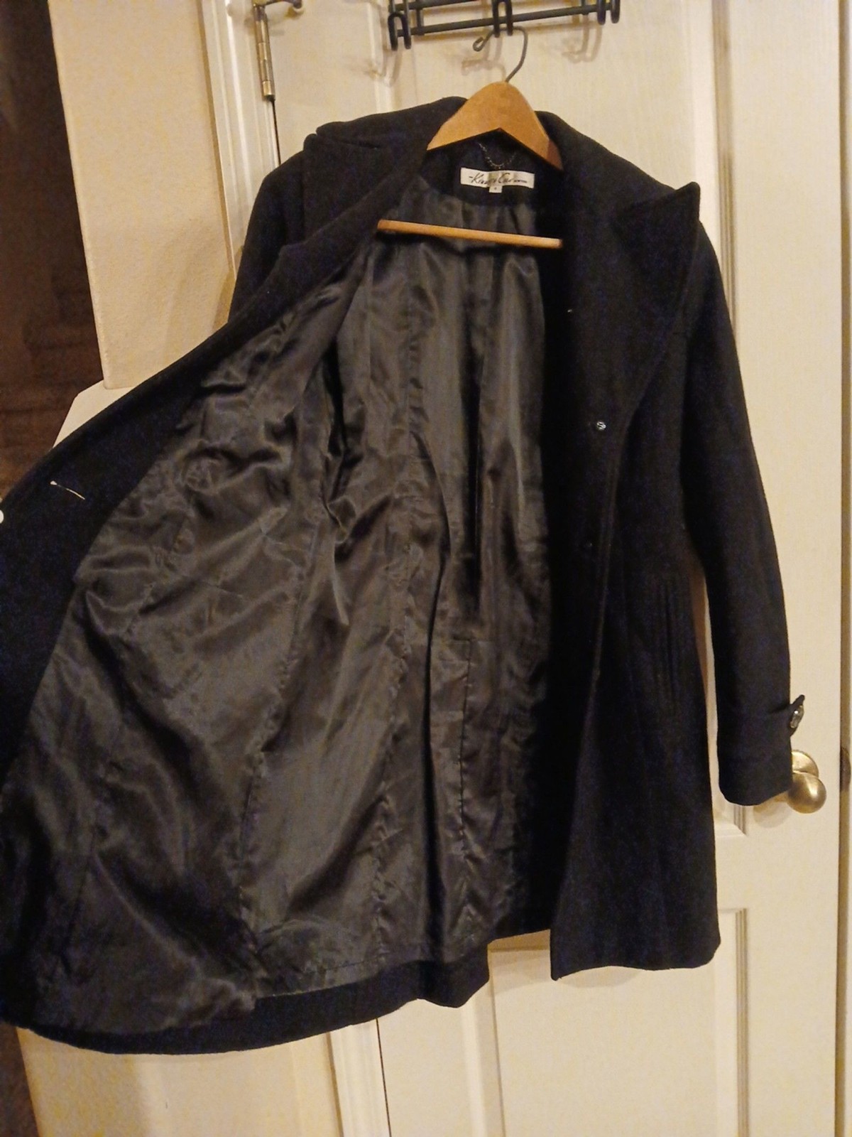Vintage Kenneth Cole black wool blend mid length walker Pea coat side buckles 6