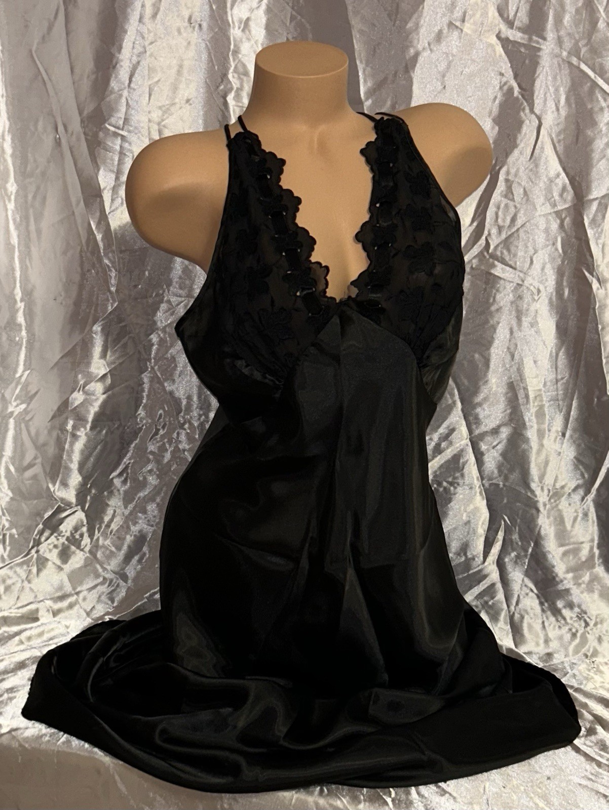 SEARS INTIMO AMORE Black Shiny Satin Sheer Embroidery Lace Long Nightgown M NWOT