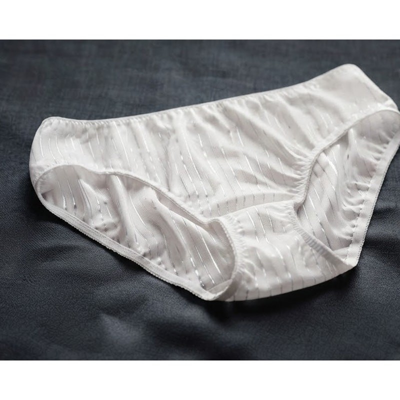 Vintage Warner’s Bright Stripes White Silky High Cut Lingerie 55632 Size 6 New