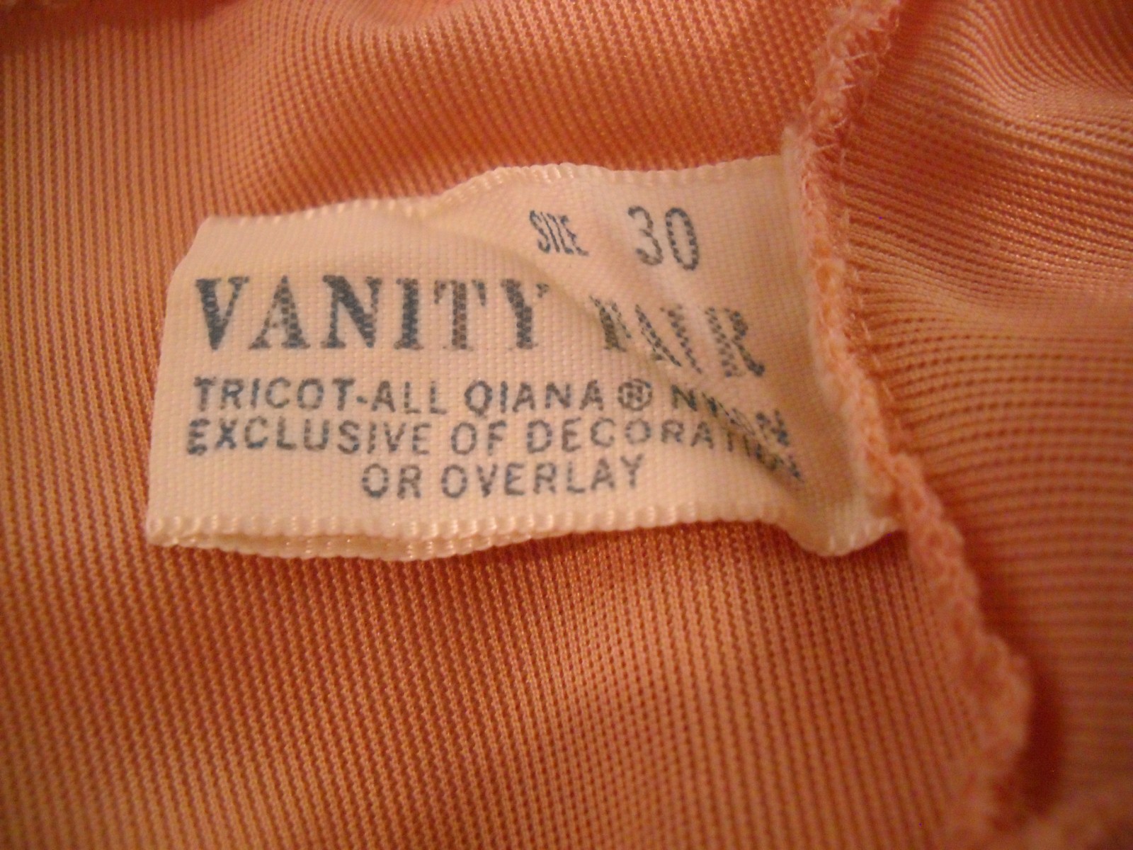 Vanity Fair Ladies Night Gown Spaghetti Straps
