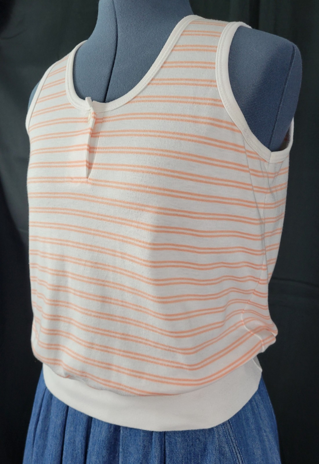Vintage Objectives Cream Sleeveless Top w Peach Stripes Size Small