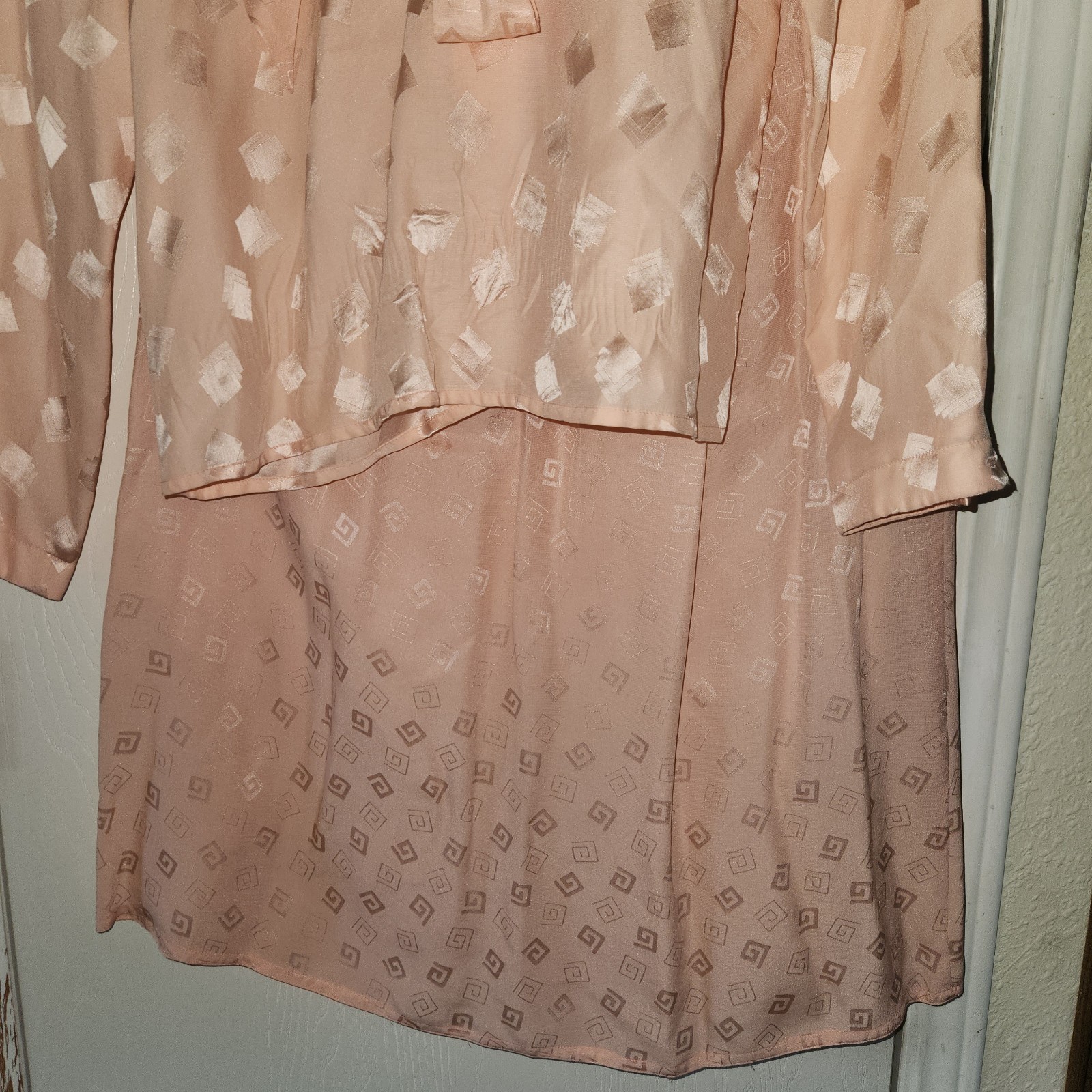 3 Piece Vtg 1980s Joanie Char Patterned Silk Shirt & Skirt Set Salmon Petite 10