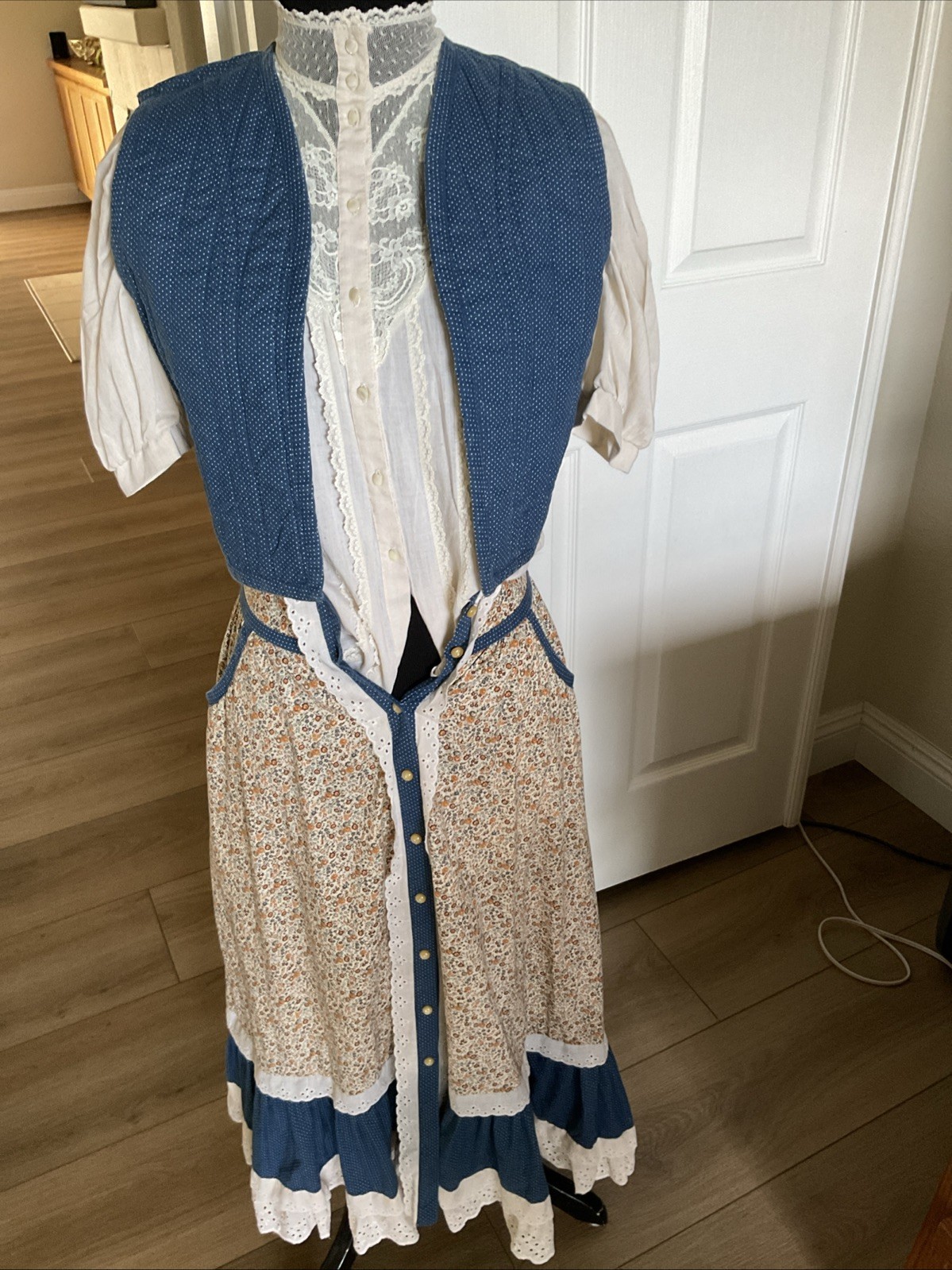 GUNNE SAX PATTERN HANDMADE VINTAGE SKIRT AND QUILTED VEST WITH BLOUSE XS