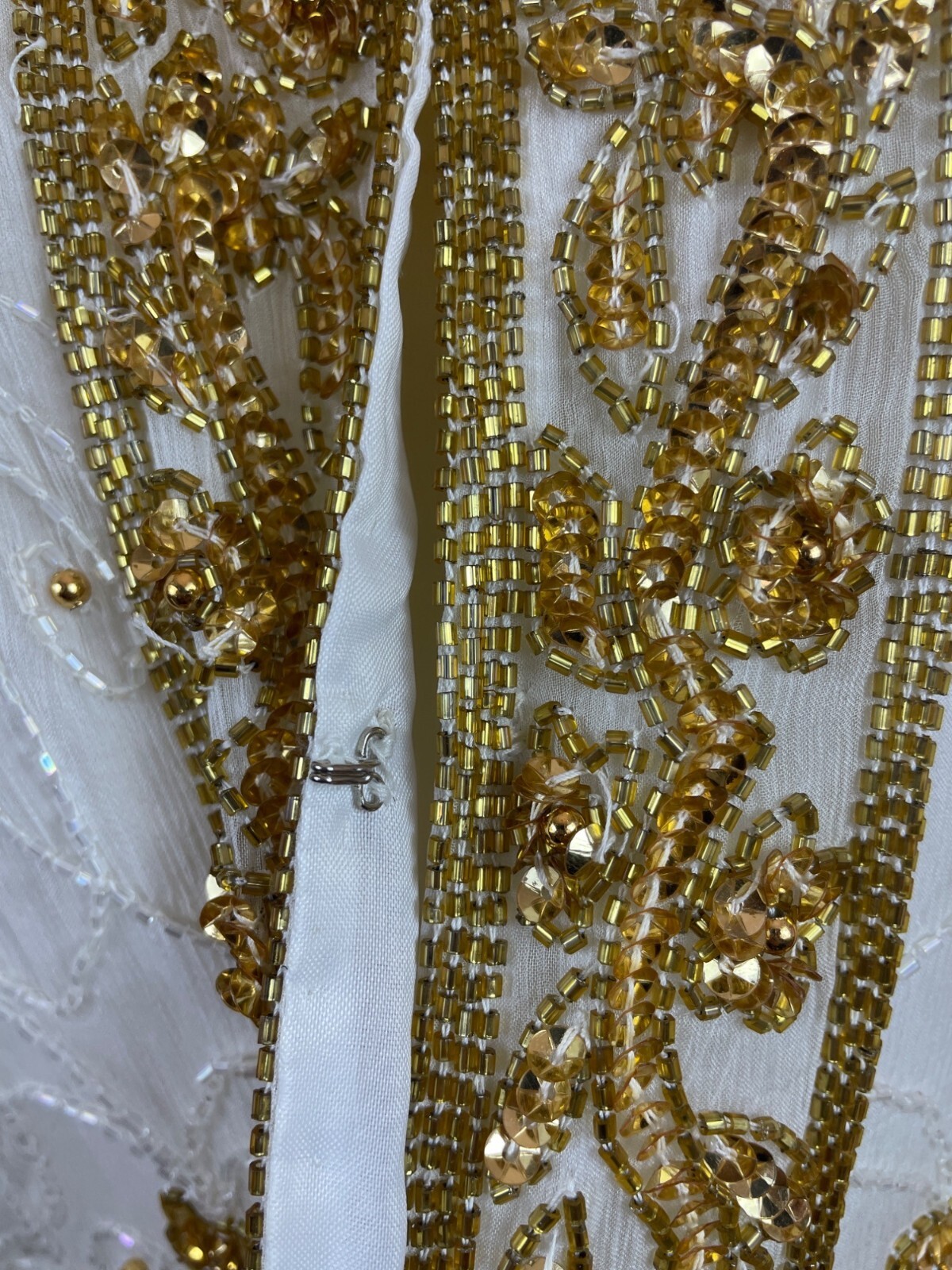Mark & John Vintage White & Gold Sequined Beaded Jacket With Floral Design Sz XL