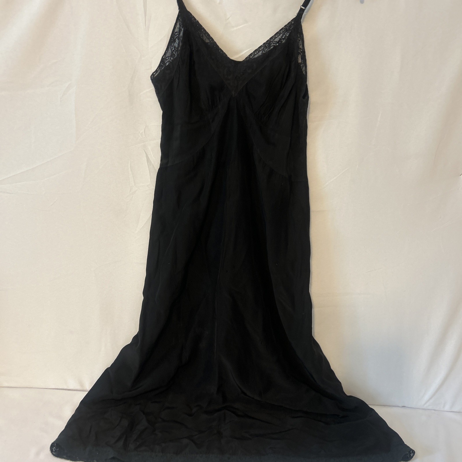 Vintage 1940/50’s Miss Elaine Precisionals Liquid Rayon Tricot in Black Size-S