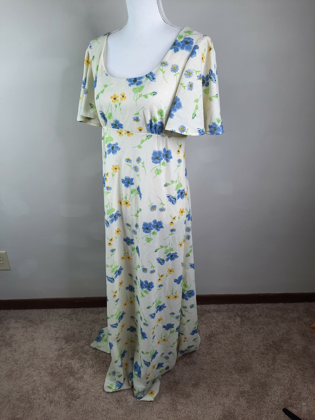 Vintage 70s Maxi Dress Cottagecore Floral Dress Flutter Empire M / L 12 /14