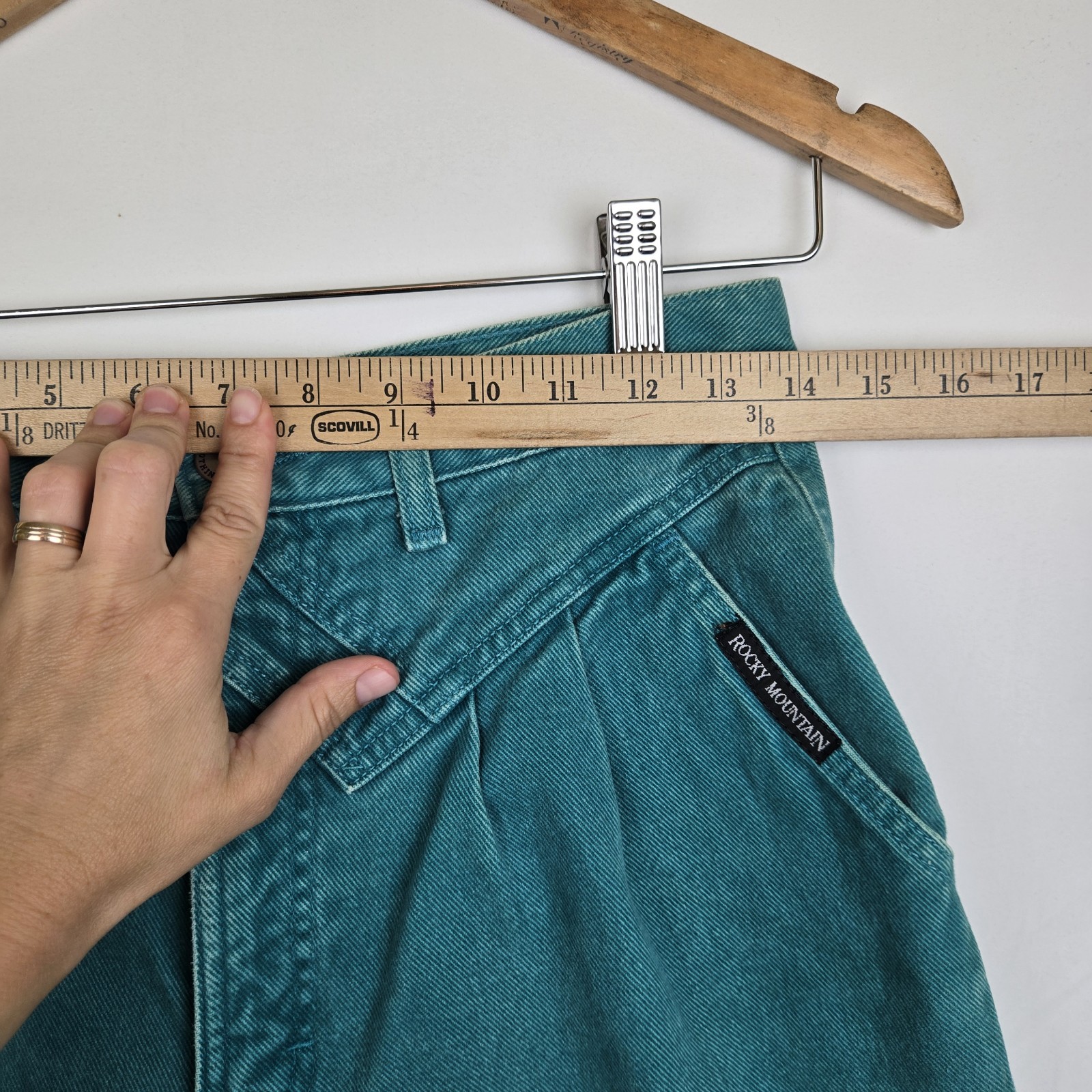 VTG Women’s Teal Denim Rocky Mountain Jeans Sz 11/12 1990s Rockies Bareback