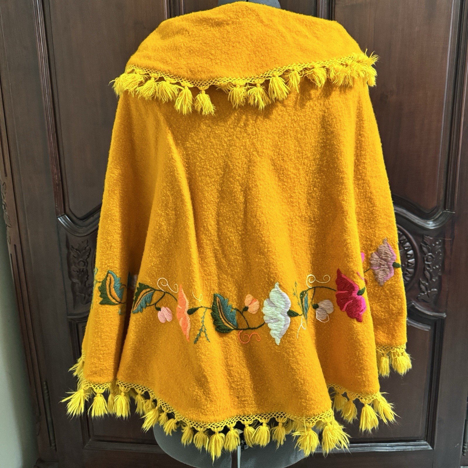Vintage Yolanda Wool Poncho Made In Ecuador One Size Handmade