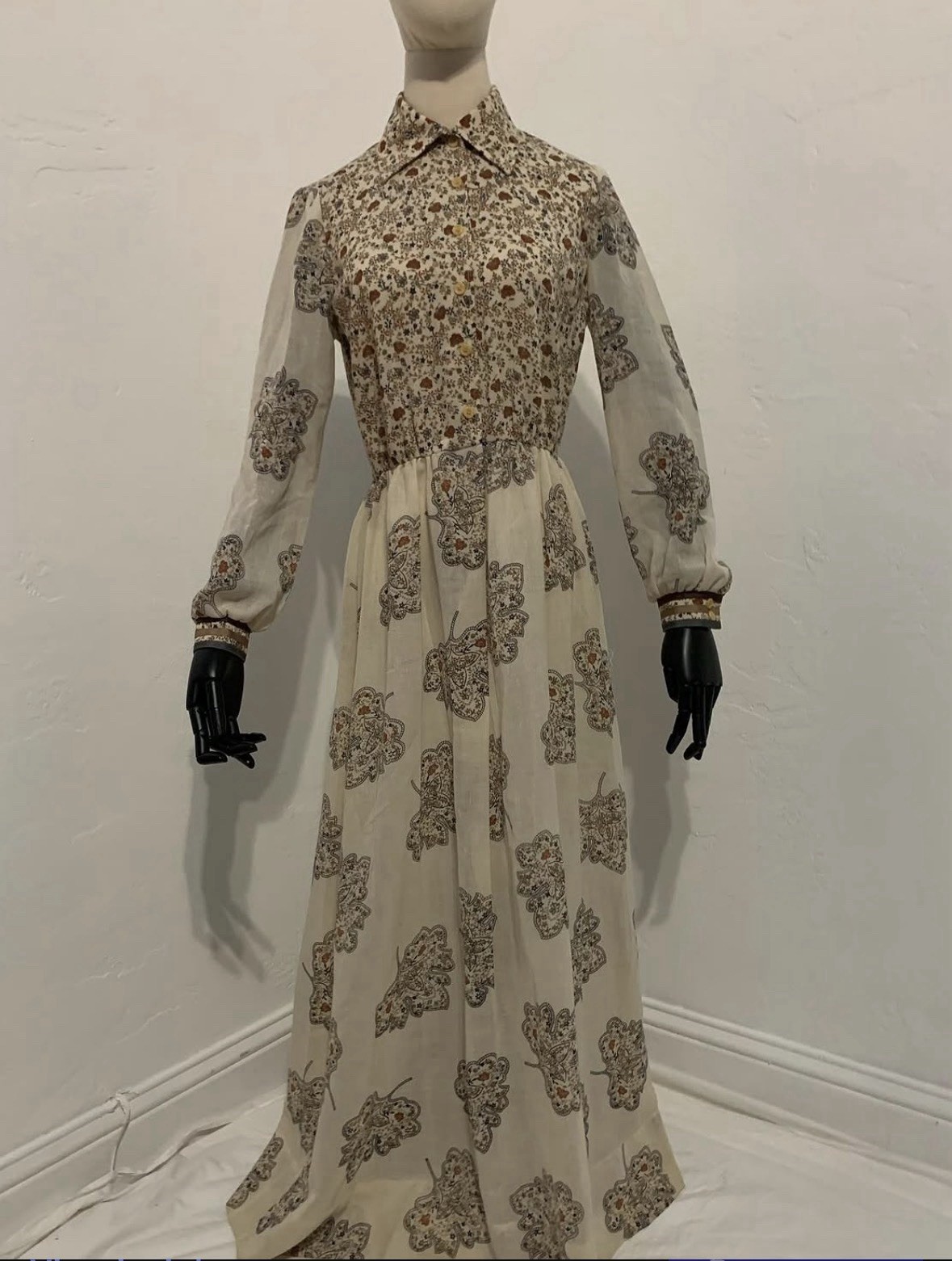 Vintage 70s Leslie Fay Floral Maxi Dress Boho Prairie Button Front
