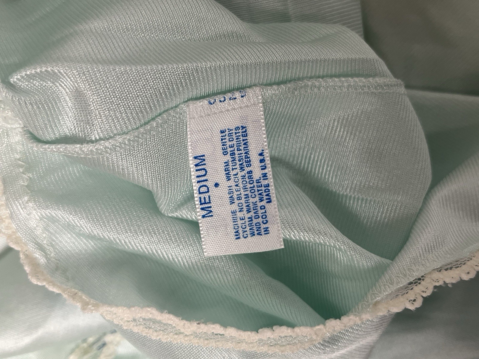 VTG LORRAINE Nightgown Medium Mint Green Nylon Lace Flower Tulip Pearl Buttons