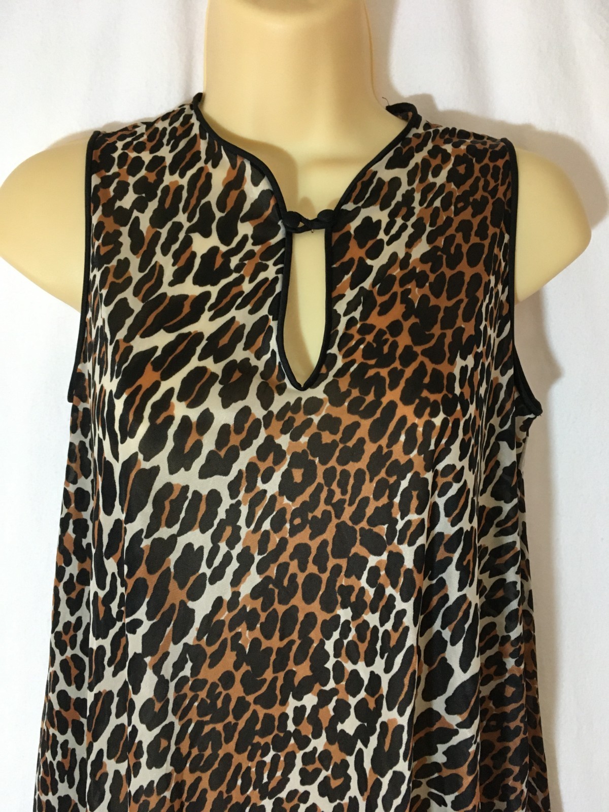 Vtg VANITY FAIR LEOPARD Nightgown THIN SILKY SOFT NYLON Shift Gown Dress XS 60s