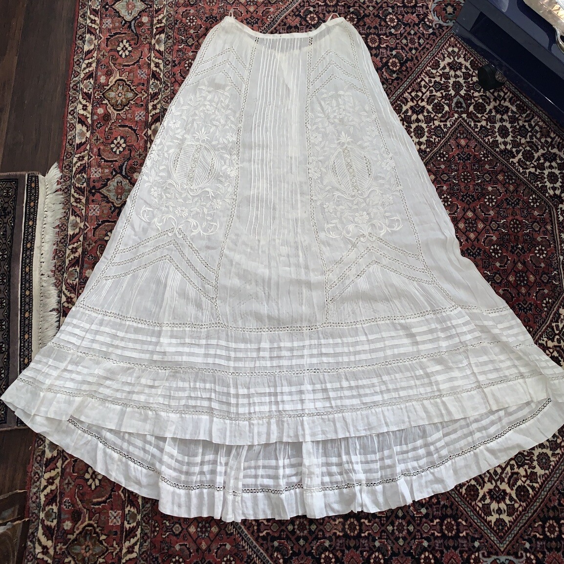 Rare 19th-Beginning of 20th Century Hand Made Lace & Embroidered Batiste Skirt