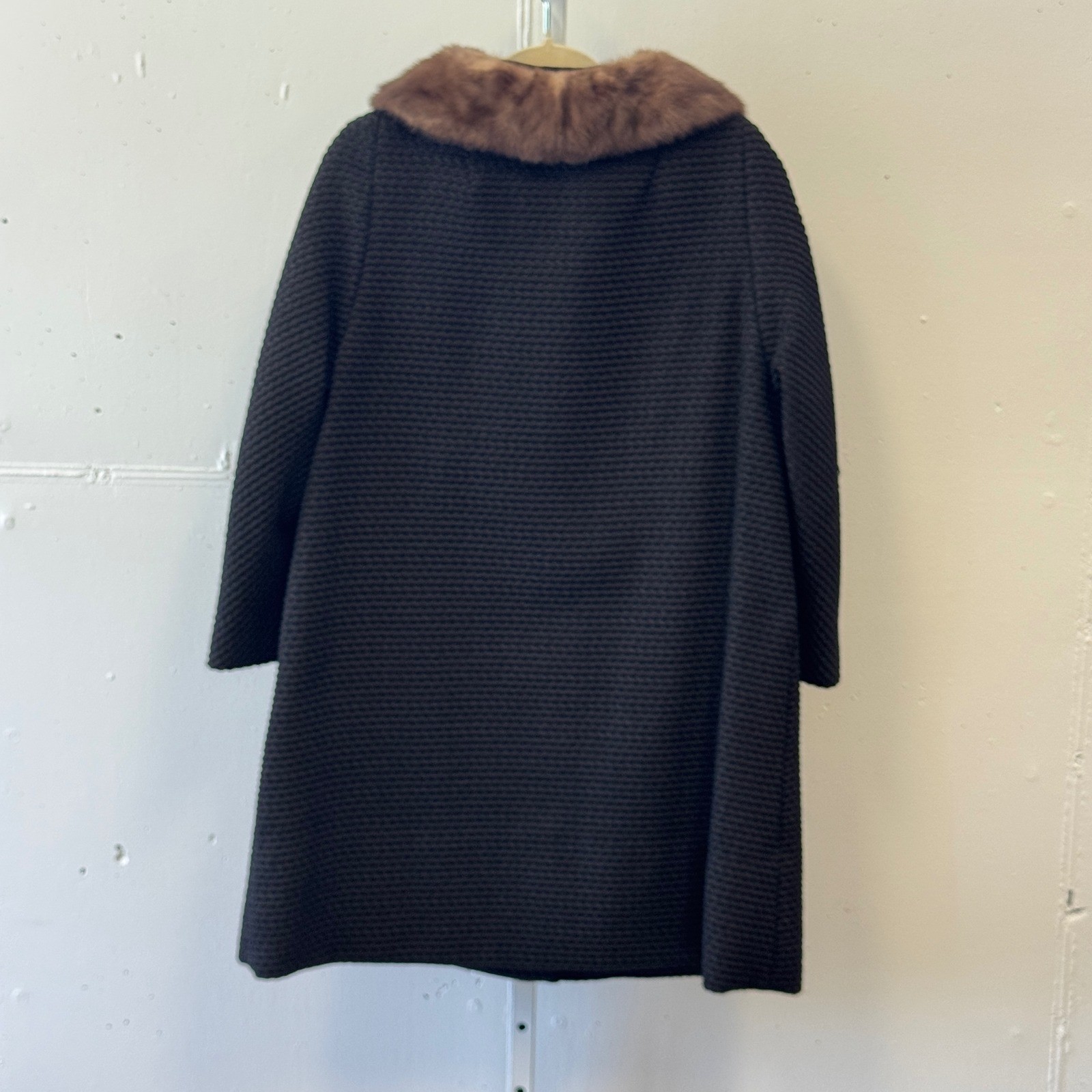 Vintage John Wanamaker Fur Collar Textured Wool Overcoat ILGWU Union Made Black