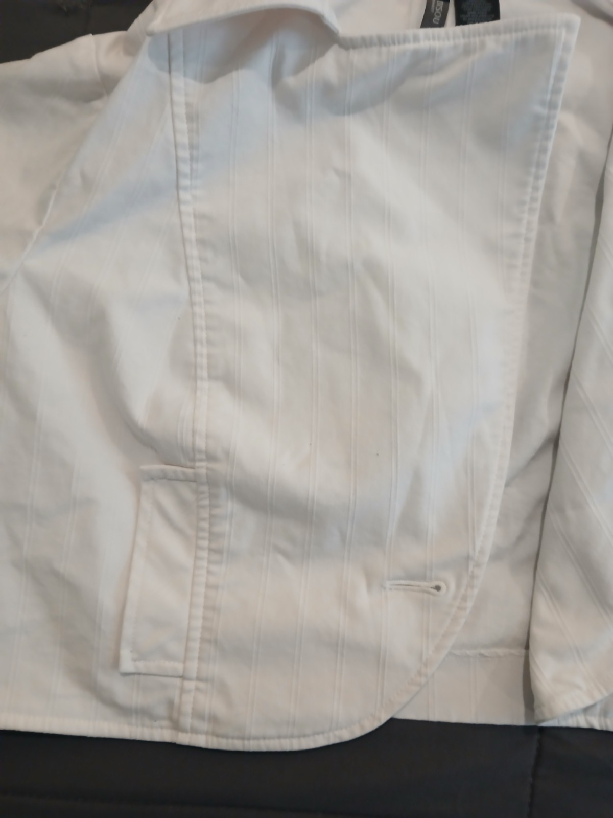 Vintage White Bisou Bisou Cropped Blazer. Women’s Size XLarge