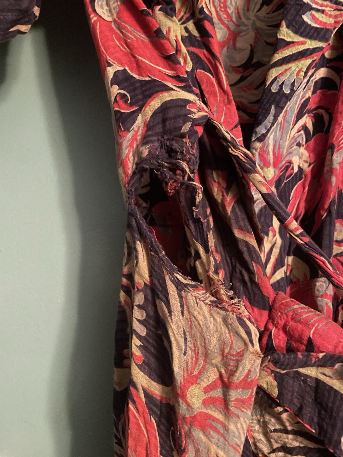 1940s 1950s Women’s Hawaiian Print Robe Coverup Vintage Beach Wear / Resort Wear