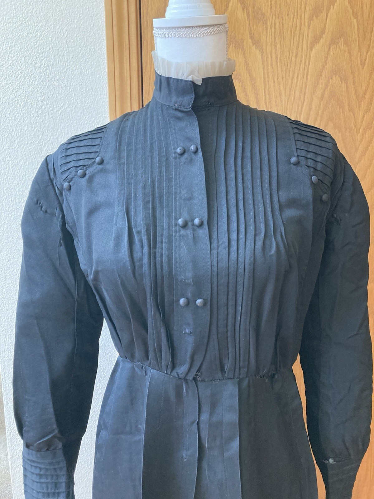 Antique Victorian Edwardian Black Day Dress High Collar Pintuck c1890s