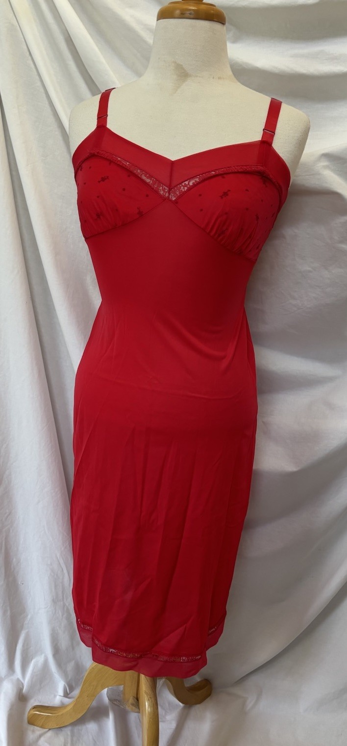 Vtg 50s 60s Rogers Red Tricot Nylon Full Slip Gown Size 34 ~ Excellent
