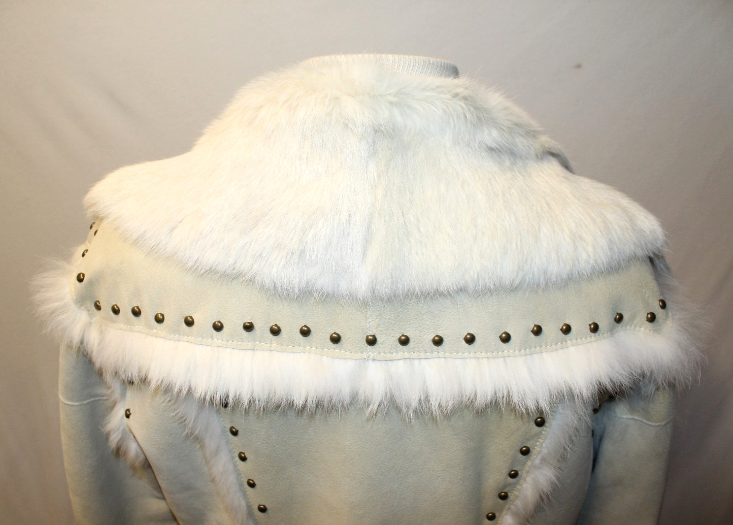 SHERI BODELL CREAM SUEDE LEATHER & FUR JACKET W/ GROMMET STUDS ACCENT ONE BUTTON