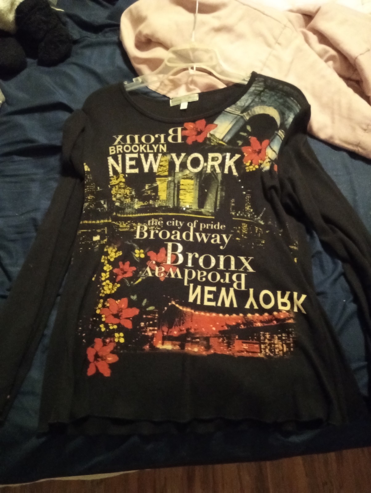 2 Vintage Suzie Blouses Shirts XL NY New York Studs Brooklyn Bronx Broadway etc