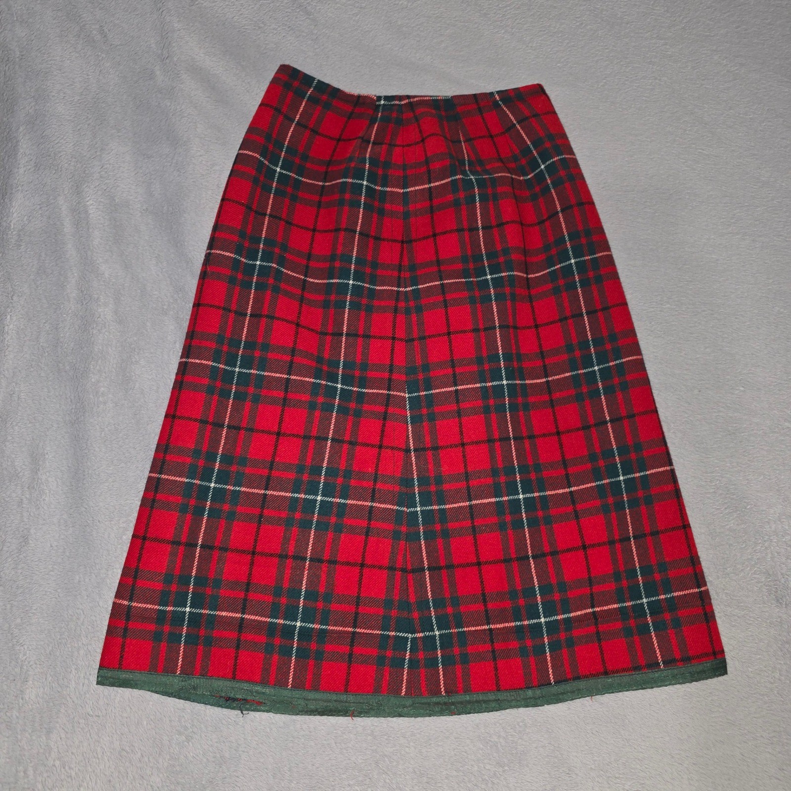 Vintage Pendleton Red Plaid Wool Skirt A-Line Tartan Size 8 (check measurements)