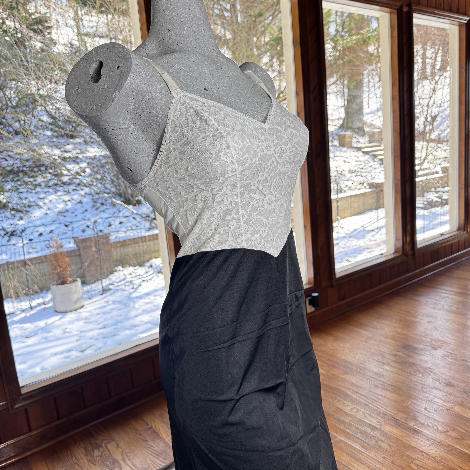 Vintage 1950s Vanity Fair Tricot Nylon Lace Tuxedo Slip Dress Size 32 Adjustable