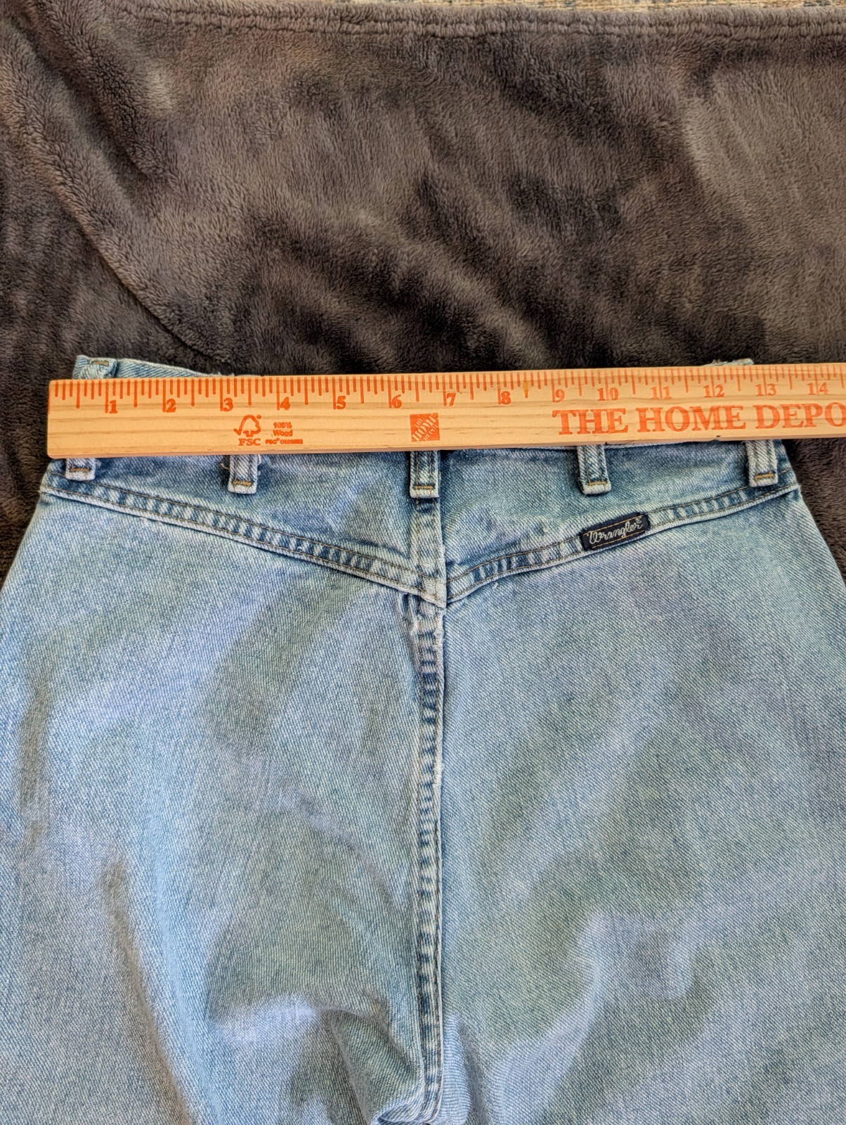 Vintage 90s Era Wrangler Light Wash Jeans: No Back Pockets!