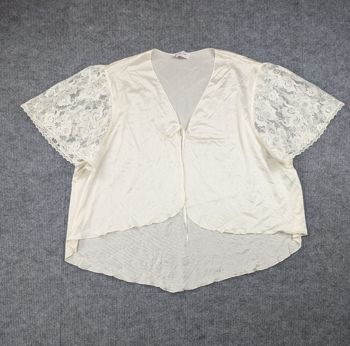 Vintage Vanity Fair Blouse Womens One Size Tie Front Bed Jacket Coquette Dainty