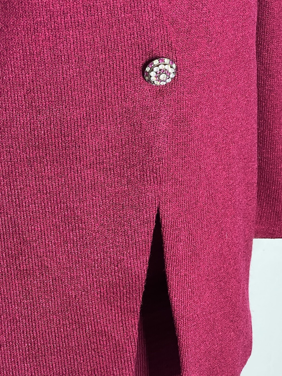 VINTAGE ANTHONY SICARI DARK PINK KNIT SKIRT SUIT SIZE 8