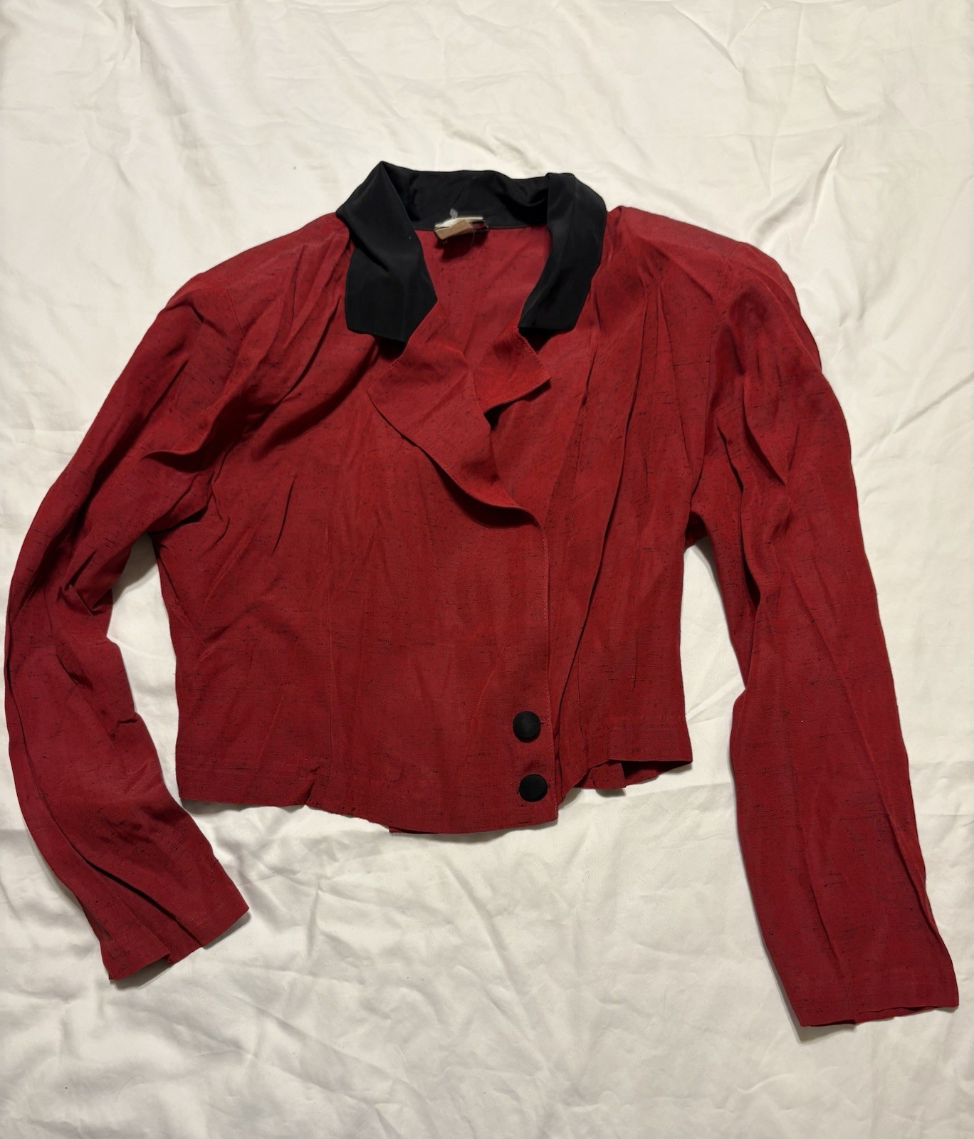 Vintage 1987 Synari 100% Silk Dupioni Cropped Blazer Red Black Trim M USA