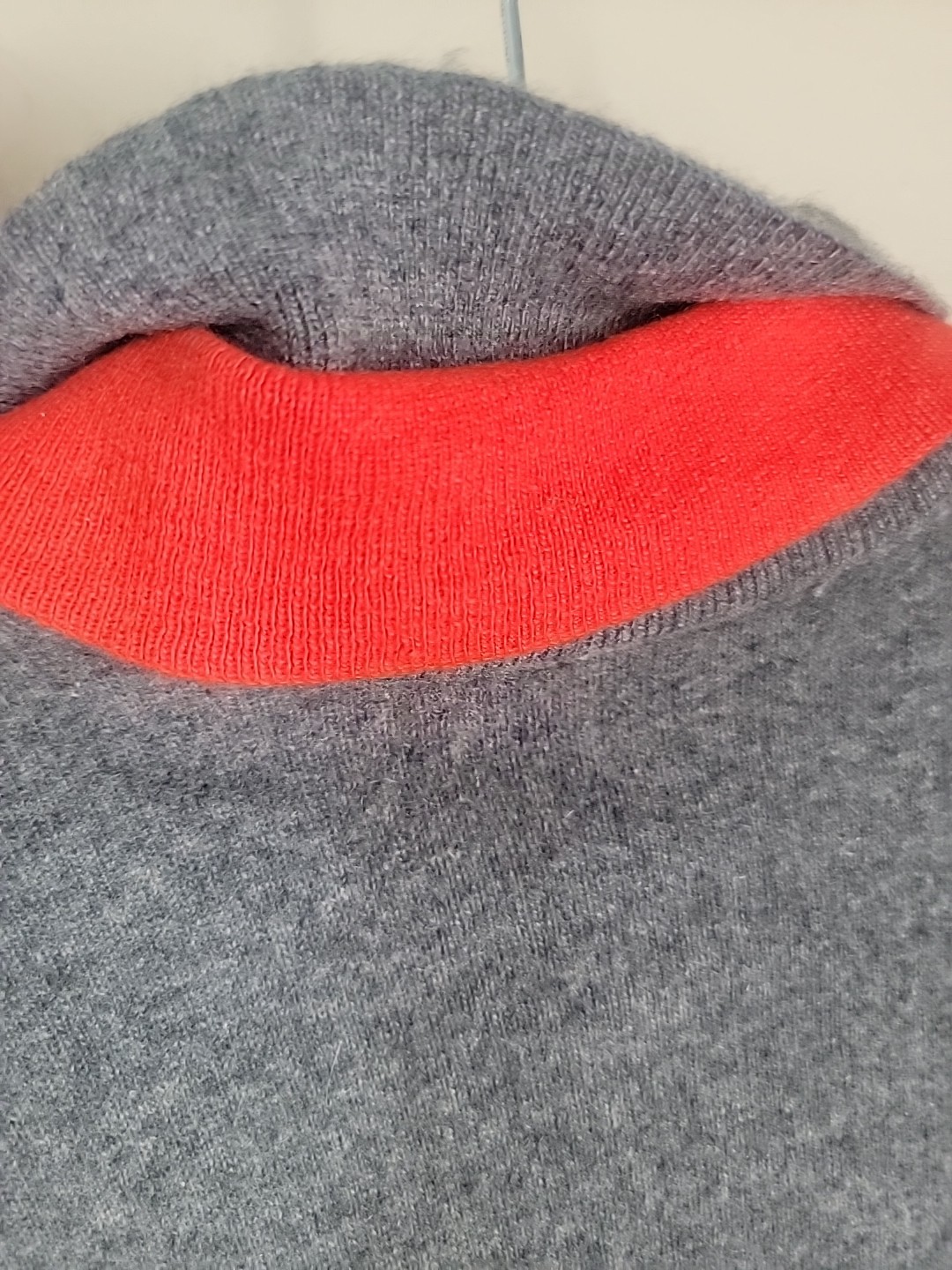 Vintage Dalton 100% Virgin Cashmere Soft Cardigan Crop Sweater Red Gray