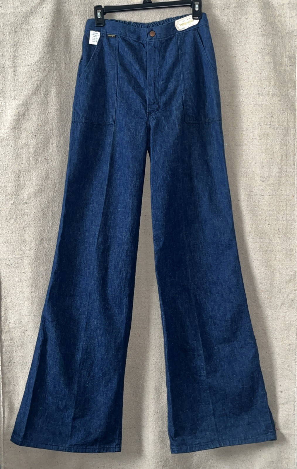 Vintage 70s Women’s Wrangler Bell Bottom Elephant Wide Leg Denim Jeans NWT 30×35