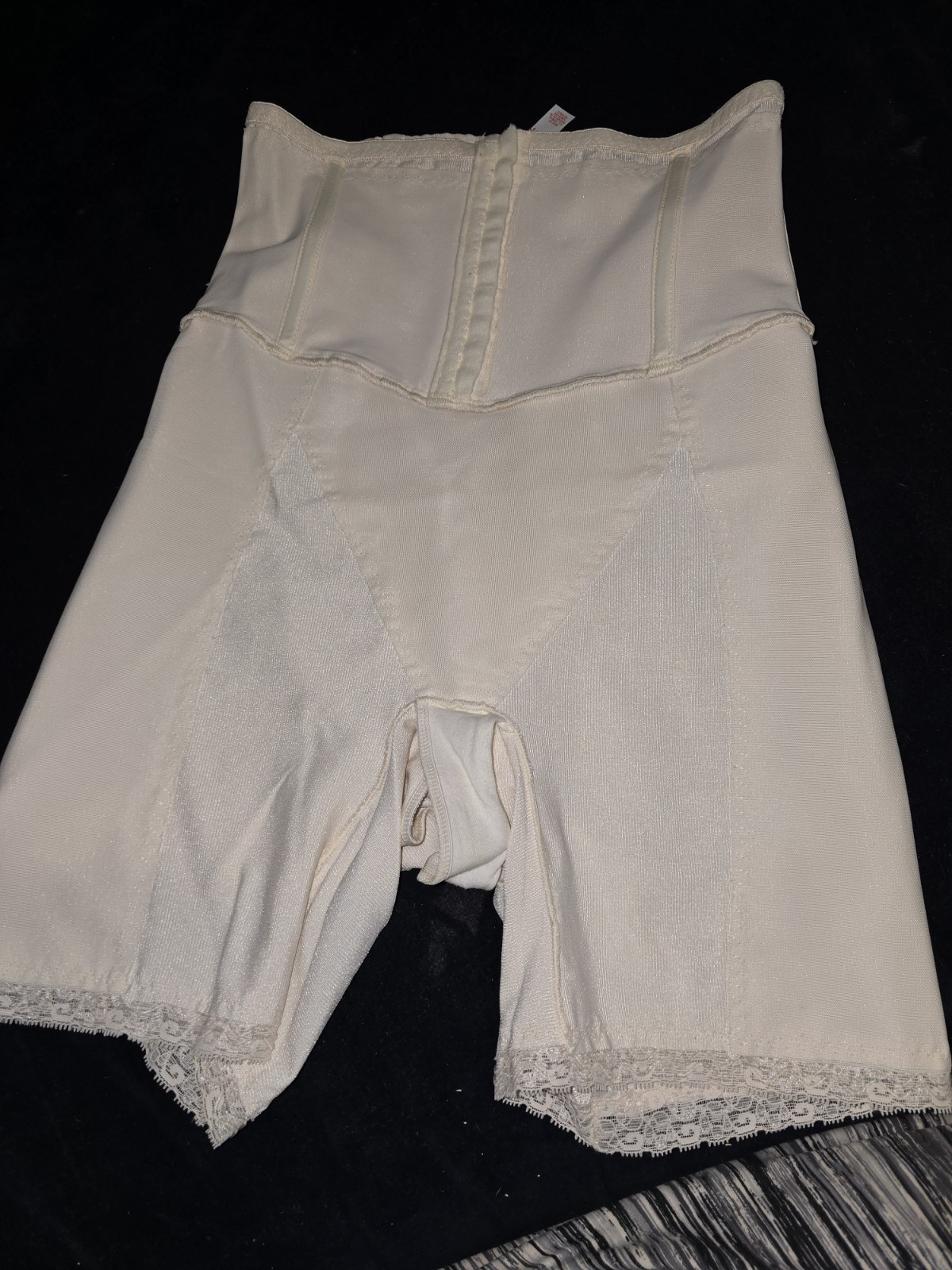 Vintage SlimLook SMOOTHIE Ivory PANTY GIRDLE Size X Large Lace Boning Stays 2738
