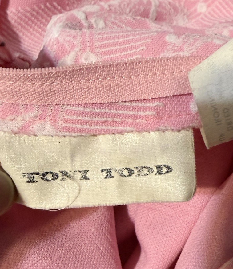 Vintage Women’s Toni Todd Pink Textured Sleeveless Formal Maxi Dress With Belt