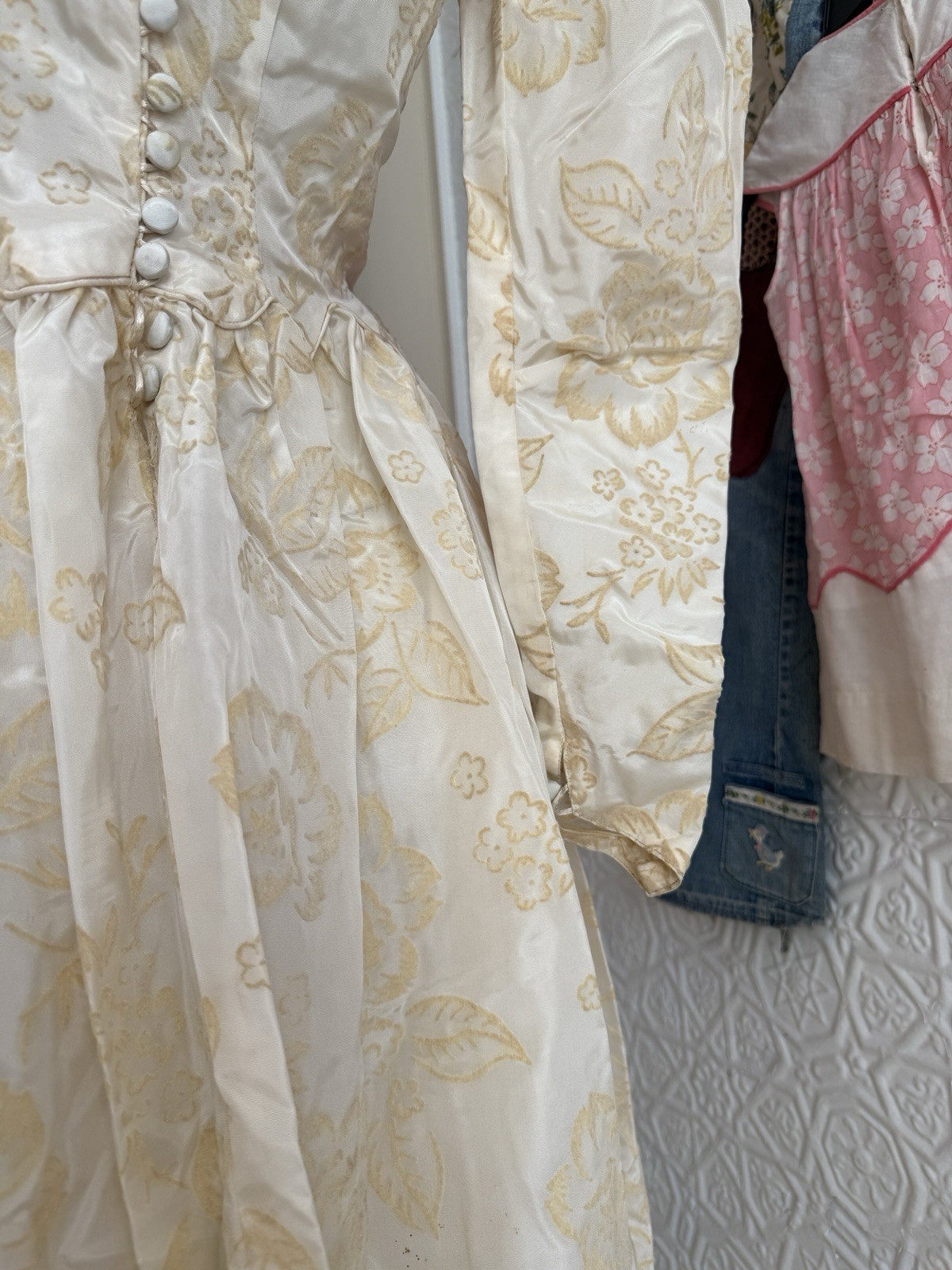 Vintage 1930s wedding gown puff sleeve flocked floral ivory dress-antique bridal