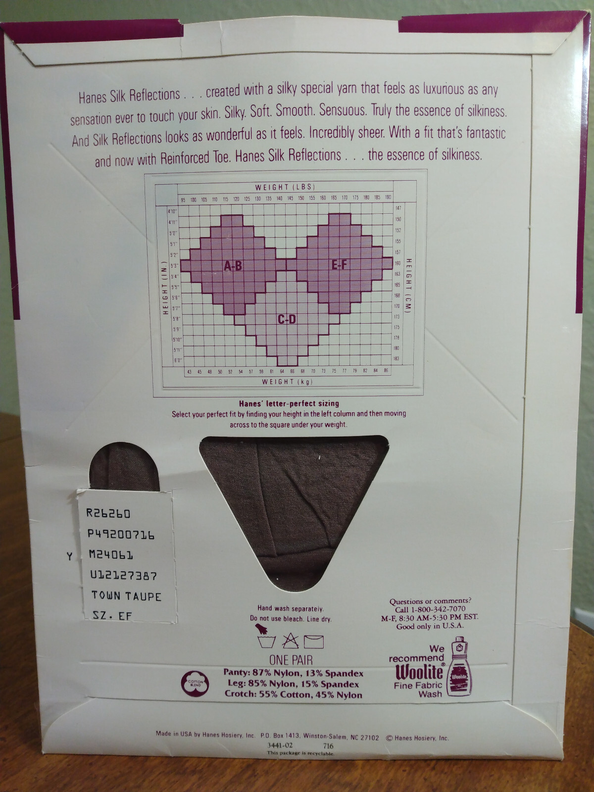 VTG Hanes Silk Reflections Pantyhose Style 716 EF Town Taupe Reinforced Toe NOS