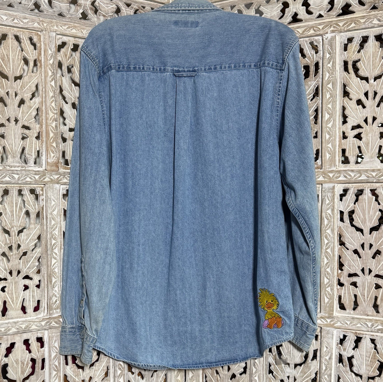 Vintage Cherokee Women’s Denim Long Sleeve Cartoon Embroidered Shirt SZ M