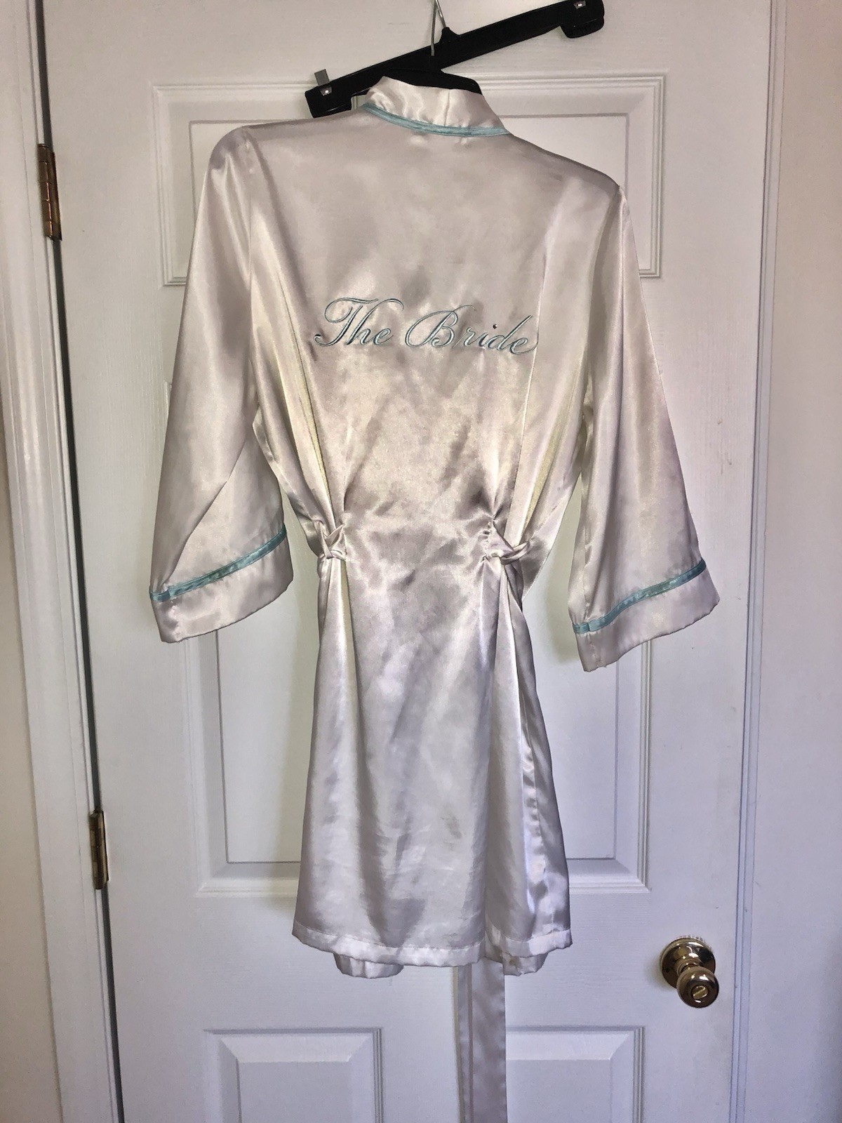 PREOWNED Vintage Linea Donatelli Satiny White Robe The Bride Size S/M