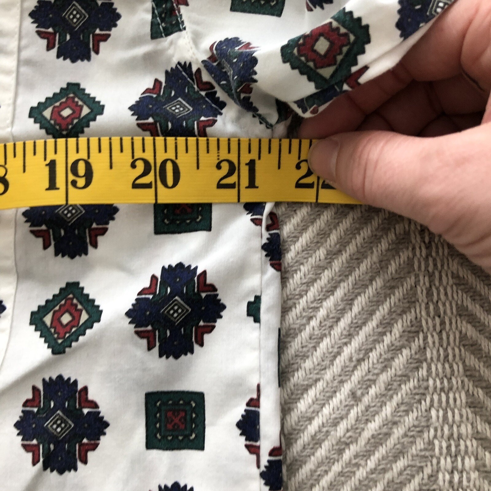 Southwestern Print Shirt Button Down Poly-Cotton Blend Pennylane Med Vintage