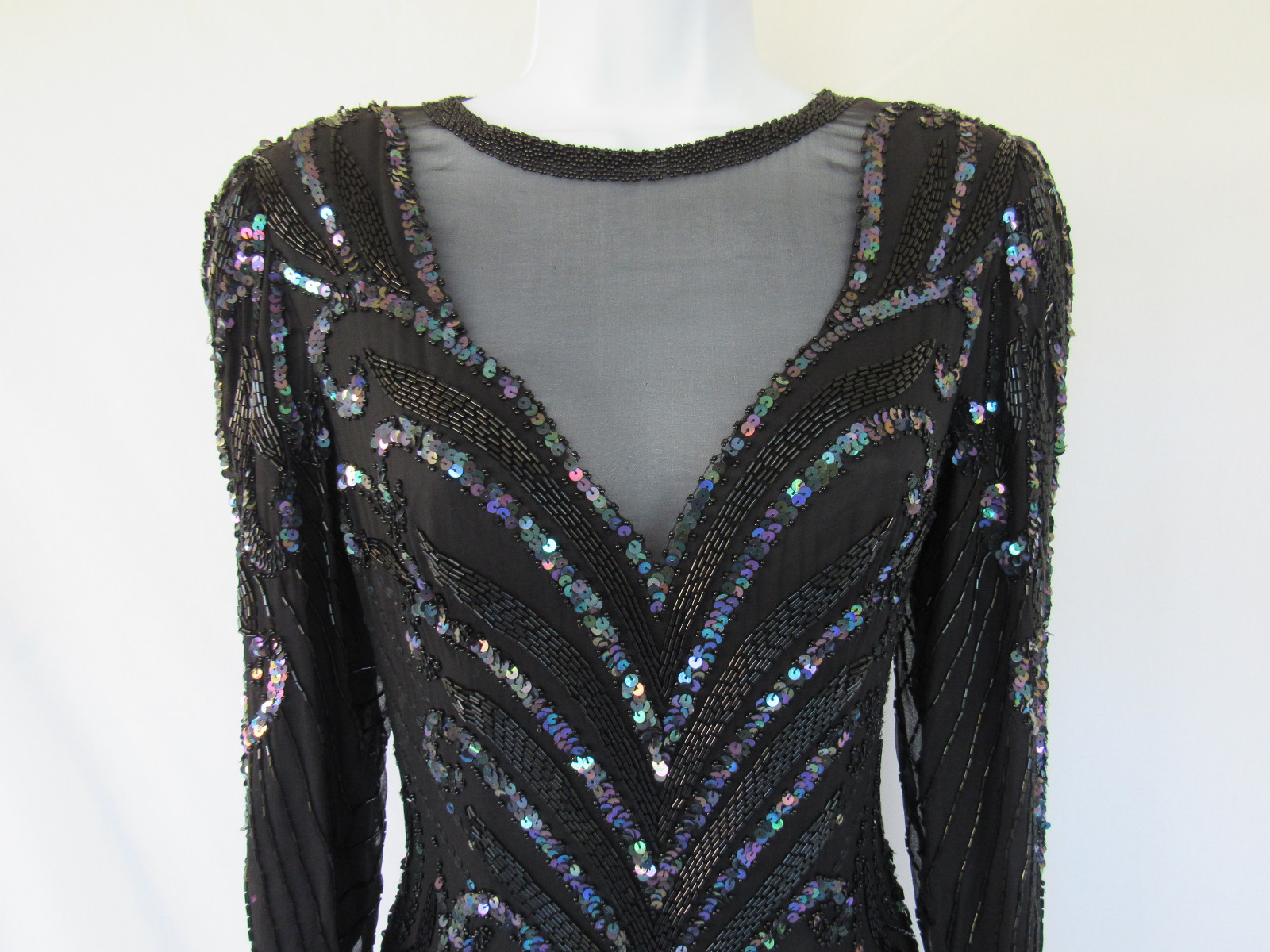 VTG A.J. BARI BLACK SILK SEQUIN BEADED DRESS SIZE 8 RAYON INNER LINING